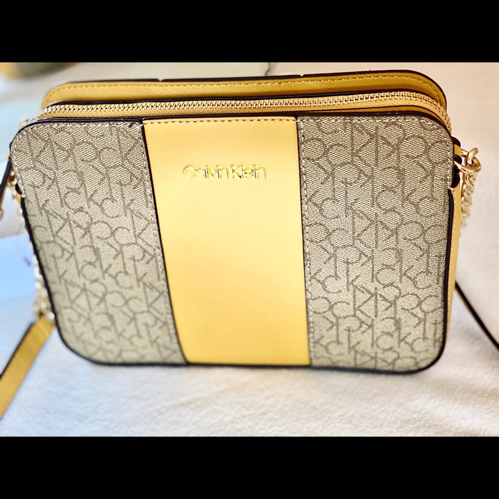 Calvin Klein Crossbody